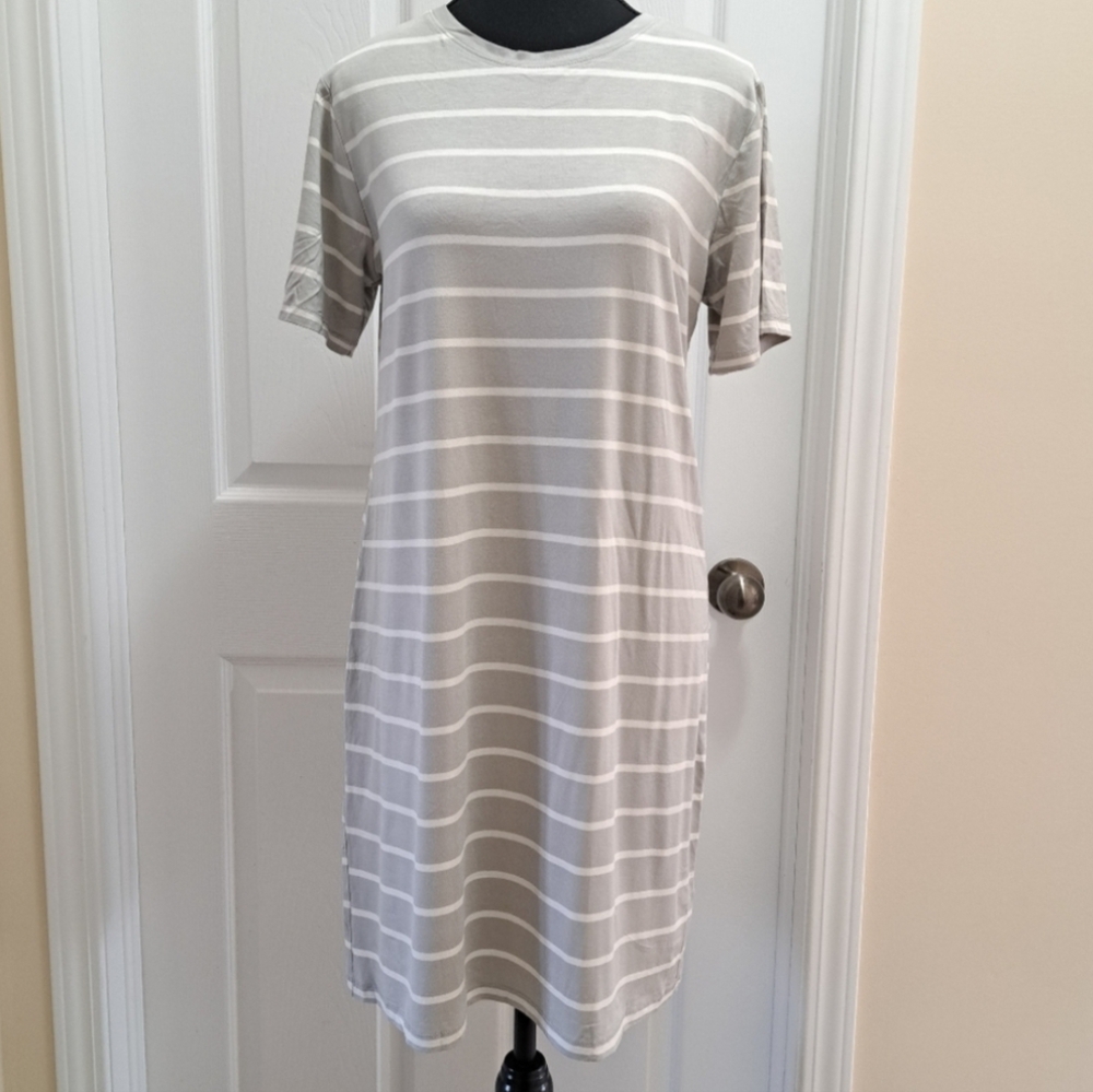 BCBGeneration TShirt Dresses 1 Solid Blue & 1 Grey/White Striped Women's medium - Picture 6 of 16